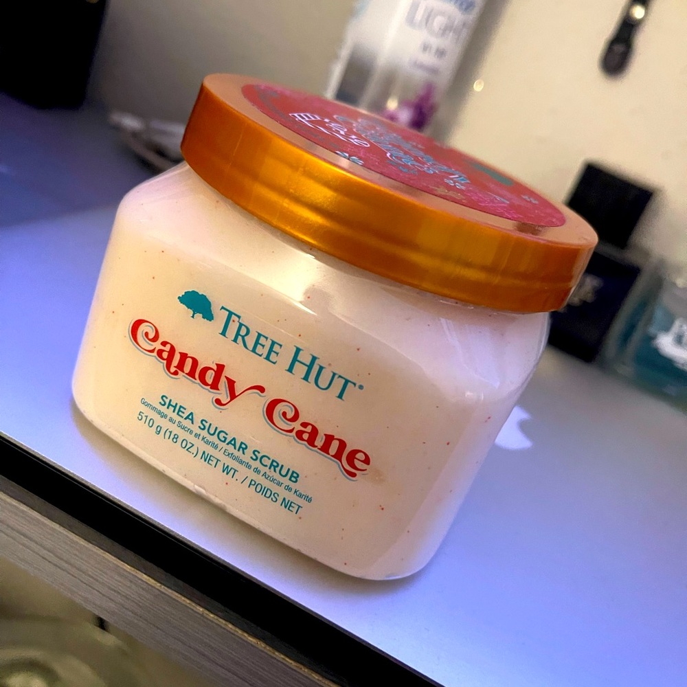 Tree Hut Candy Cane Scrub